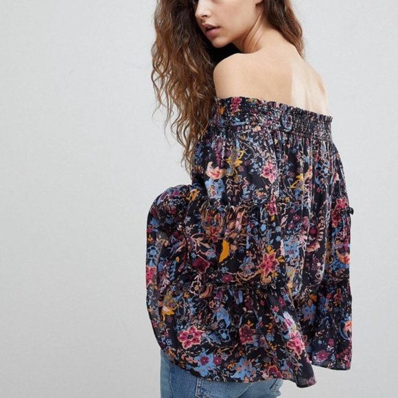 Free People Free Spirited Off The Shoulder Top Bell Sleeve Boho Floral Blouse XS - Picture 6 of 15